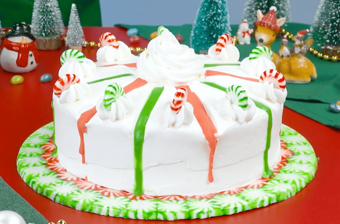 Christmas Peppermint Candy Cake