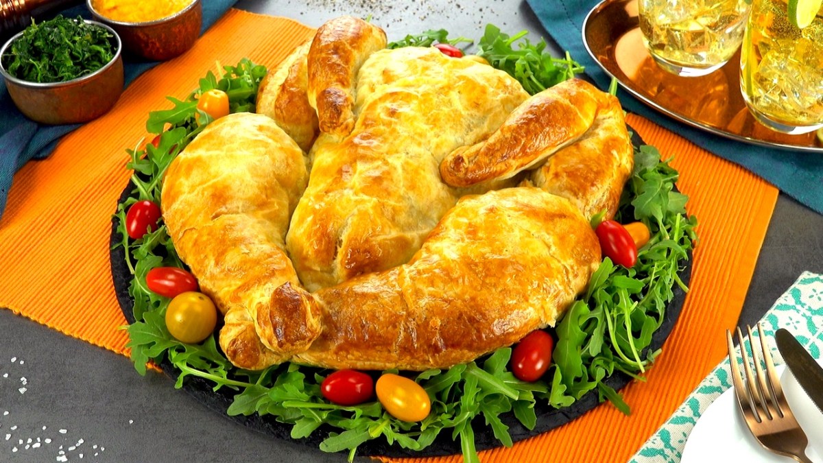 Puff Pastry-Wrapped Turkey Dinner