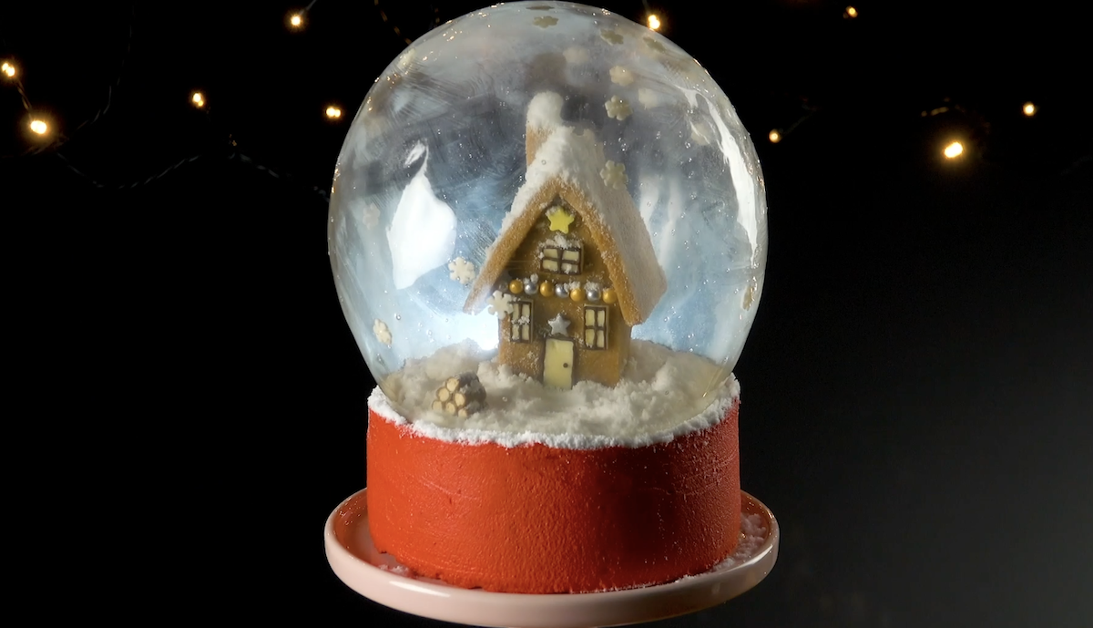 Snow Globe Cake