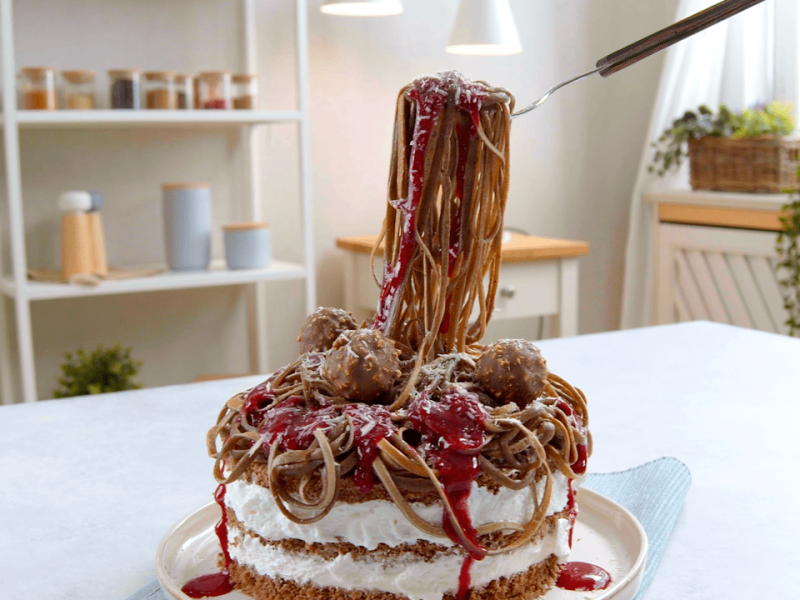 Chocolate Spaghetti Cake