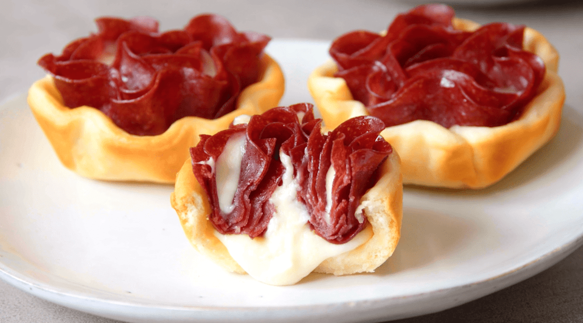 Salami-Käse-Rosen