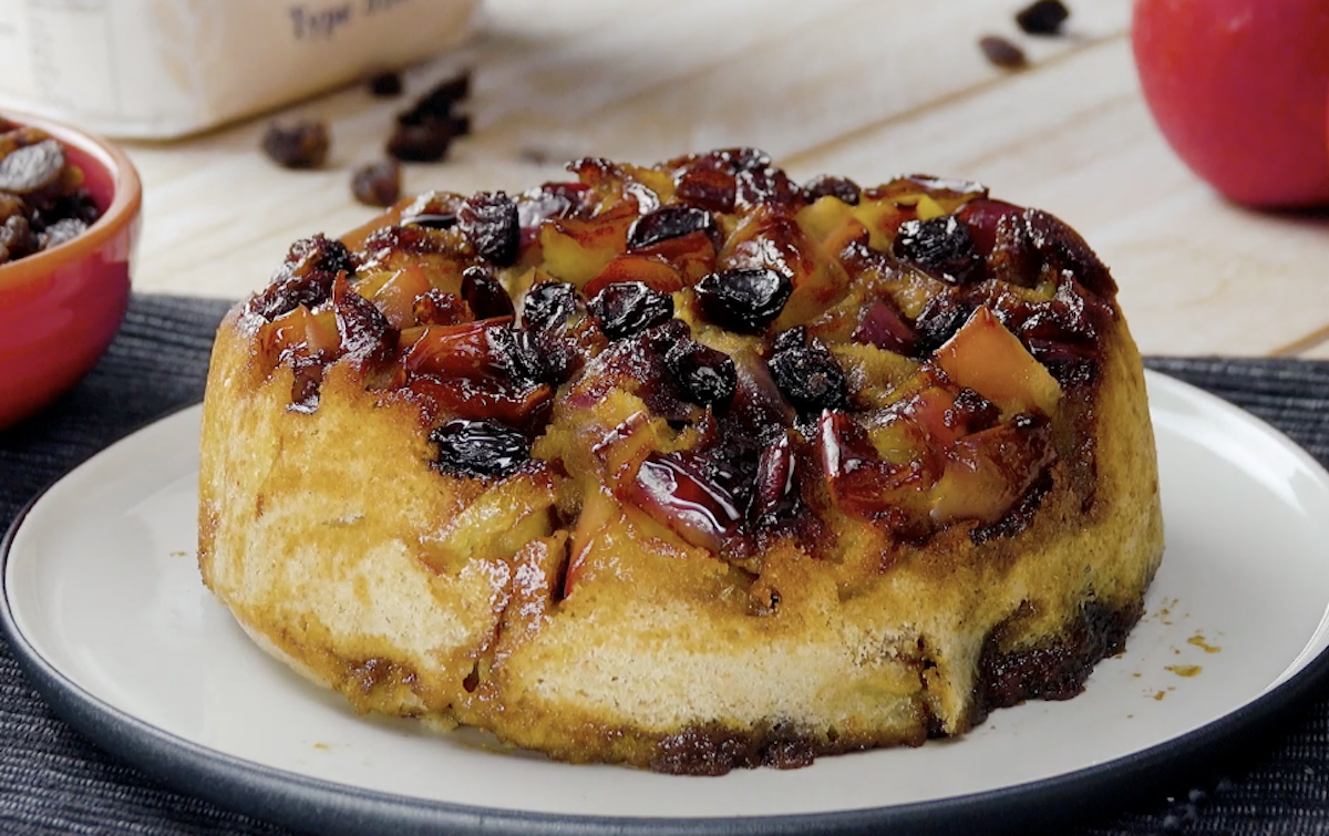 Upside-Down Apple Cake