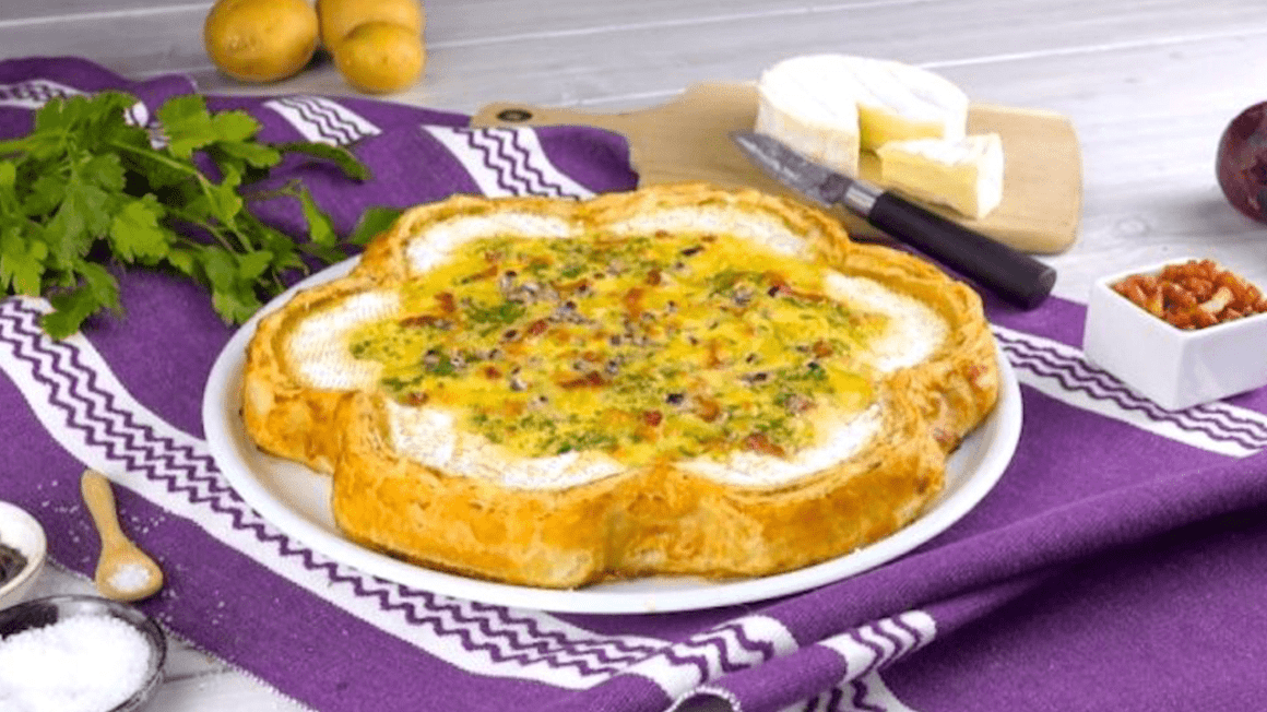 Cheese Flower Quiche