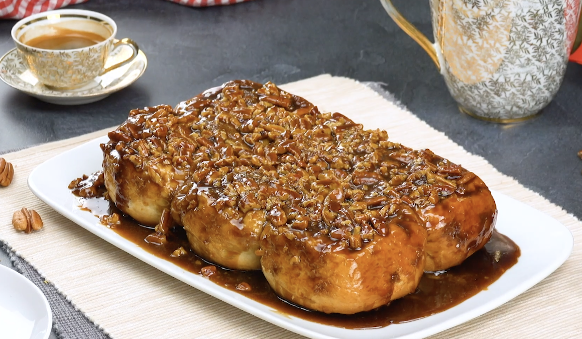 Caramel Pecan Sticky Buns