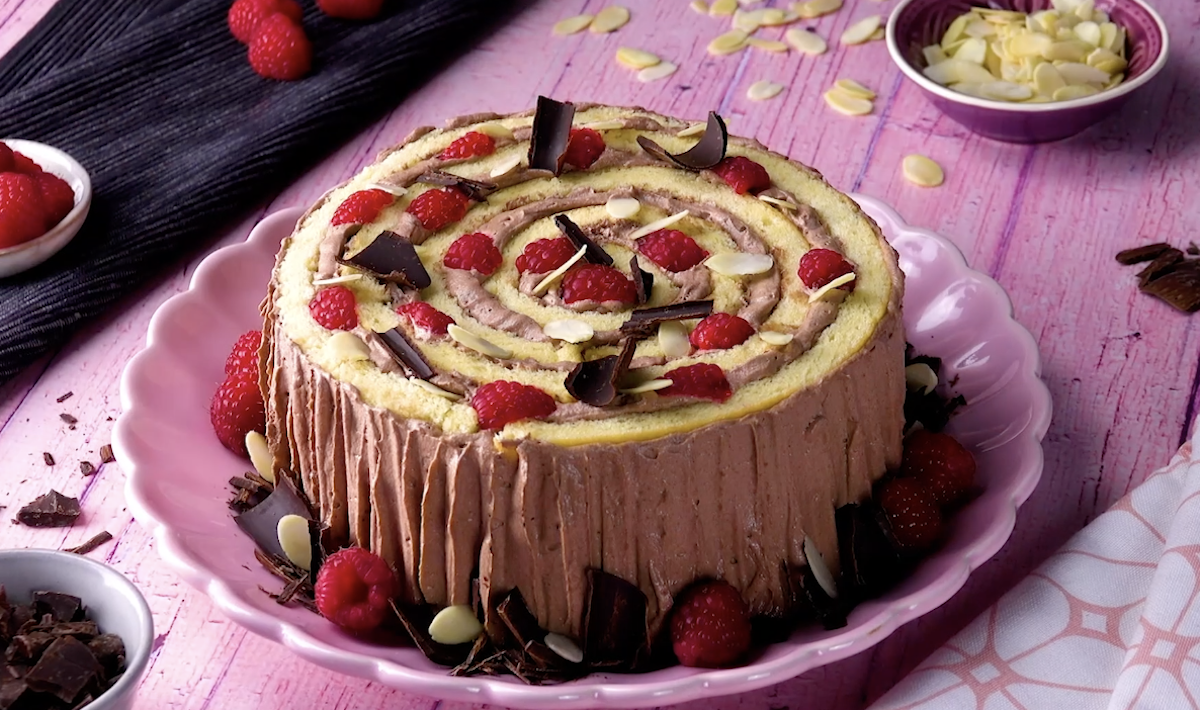 Raspberry Spiral Cake