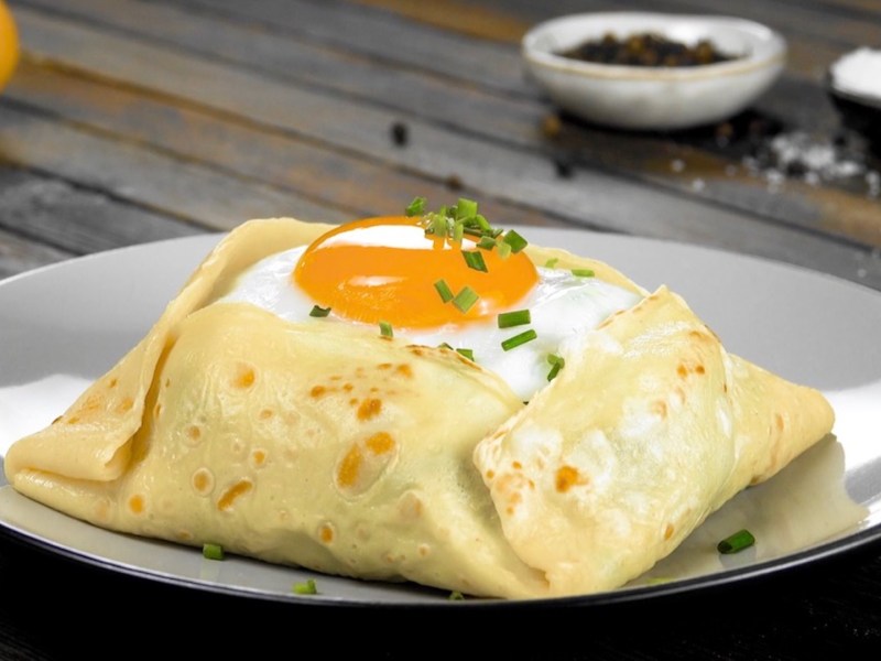 Savory Breakfast Crepe Pockets Are The Best Way To Start Your Morning