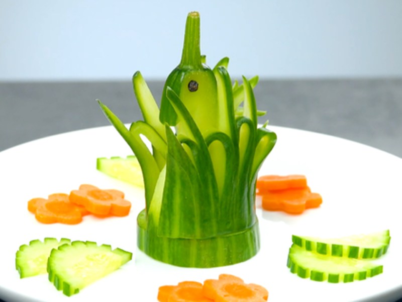 6 Vegetable Carvings With Cucumber