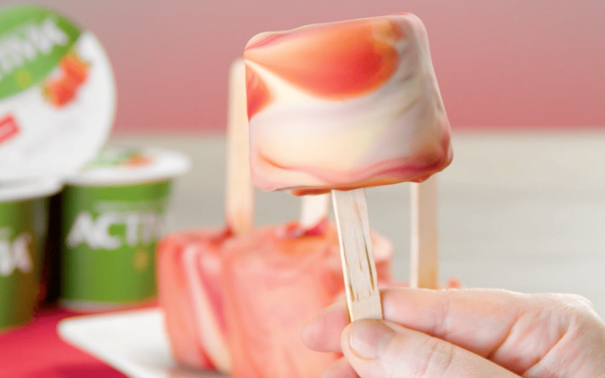 Strawberry Chocolate Yogurt Pops