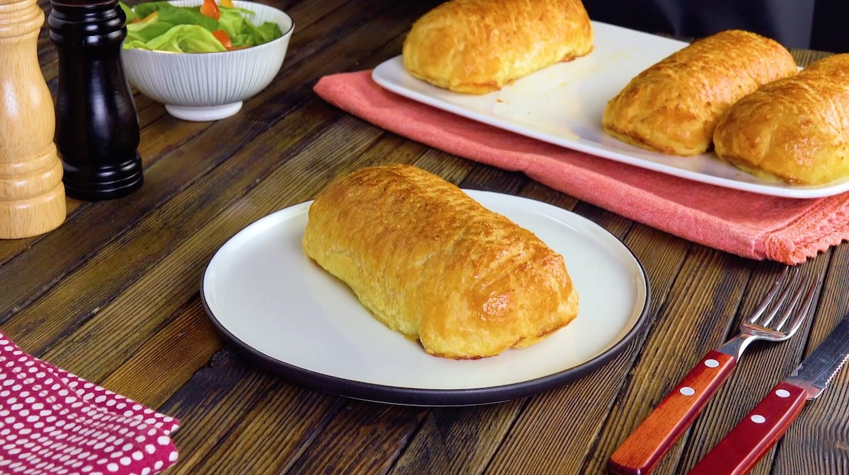 Chicken Cordon Bleu Pastry