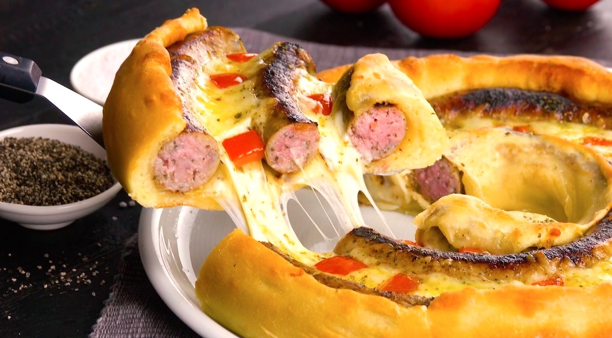 Spiral Brat Pizza