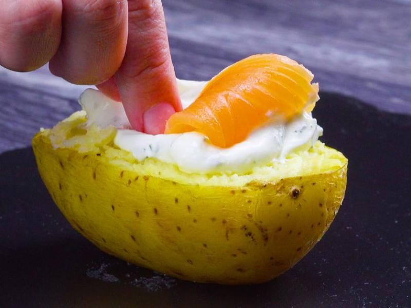 Warm winter recipes — 4 ways to enjoy a baked potato